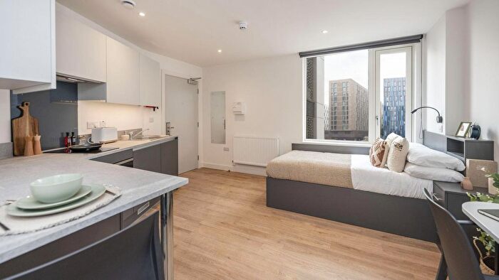 Studio To Rent In St James Boulevard, Newcastle Upon Tyne, NE4