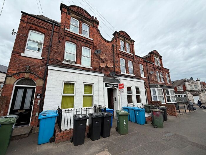 2 Bedroom Flat To Rent In Victoria Road, Retford, DN22