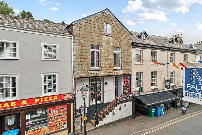 3 Bedroom Commercial Property For Sale In West Street, Tavistock, PL19