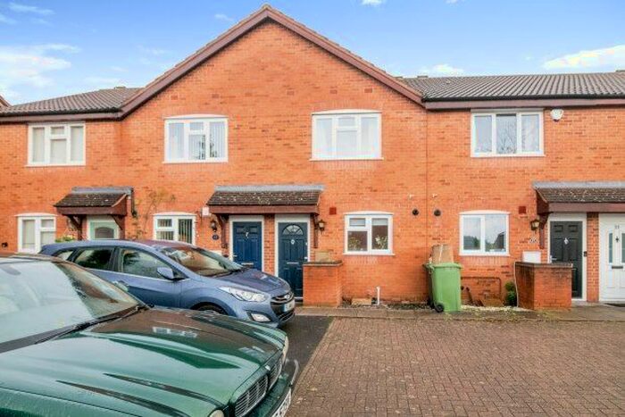 2 Bedroom Property To Rent In Acorn Road, Bromsgrove, B61
