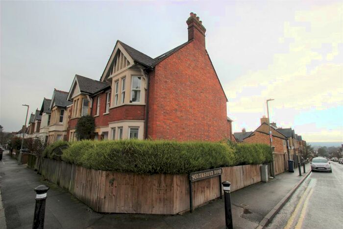 2 Bedroom House To Rent In Hill Top Road, Southfield Road, Cowley, OX4