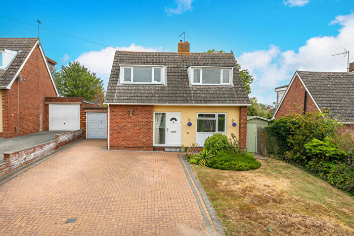 3 Bedroom Detached Bungalow For Sale In Laburnum Drive, Cherry Willingham, Lincoln, LN3