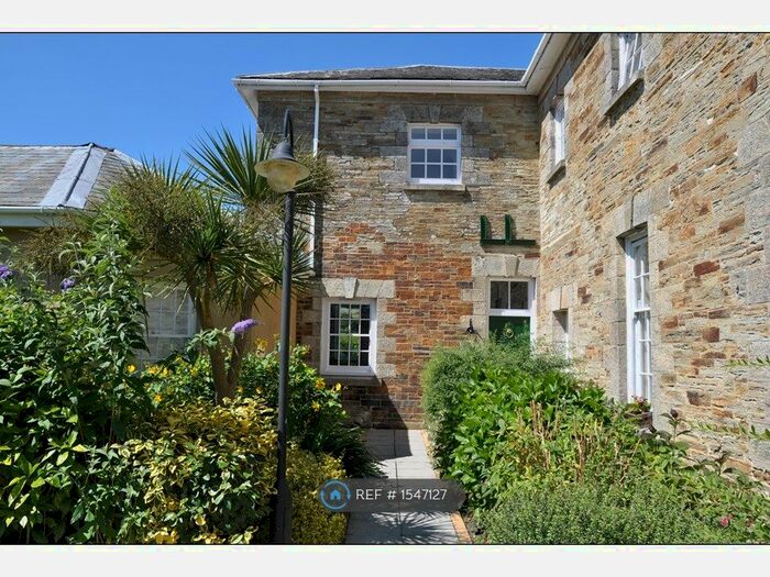 2 Bedroom Terraced House To Rent In Retreat Court, St. Columb, TR9