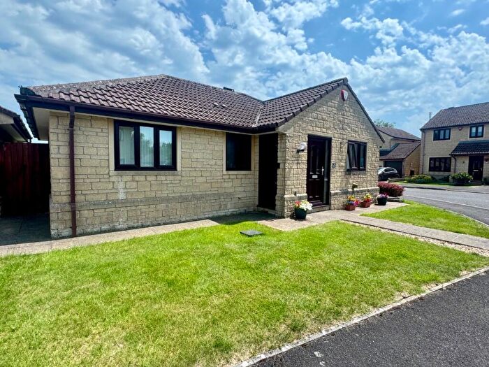 2 Bedroom Bungalow To Rent In Timsbury, Bath, BA2