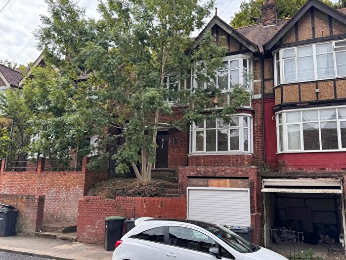 2 Bedroom Ground Maisonette To Rent In Ashburnham Road, Luton, Bedfordshire, LU1