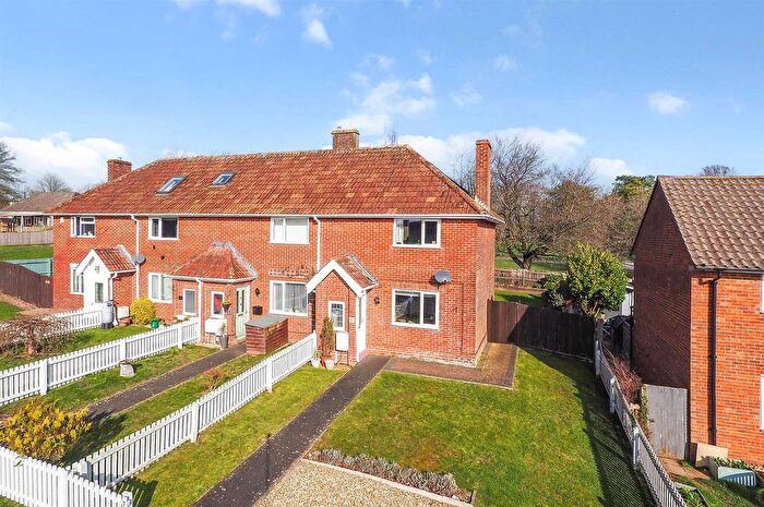 2 Bedroom Property For Sale In Fyfield Way, Perham Down, Andover, SP11