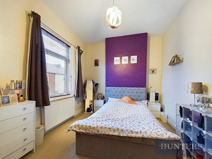2 Bedroom Terraced House For Sale In Hibernia Street, Scarborough, YO12