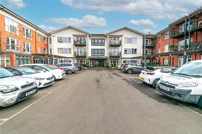 2 Bedroom Apartment For Sale In Willowmere, Middlewich, CW10