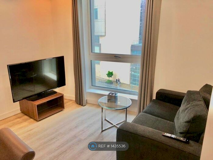 1 Bedroom Flat To Rent In The Heart, Media City Uk, Salford, M50