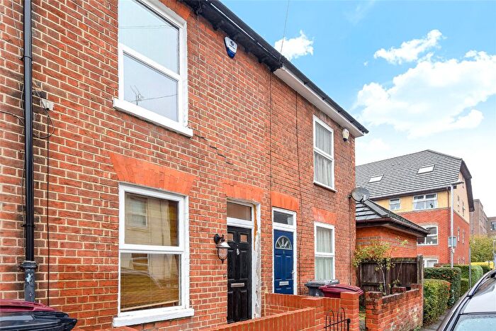 3 Bedroom Terraced House To Rent In Victoria Street, Reading, Berkshire, RG1