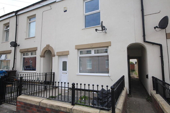 3 Bedroom Terraced House To Rent In Walliker St, Hull, HU3
