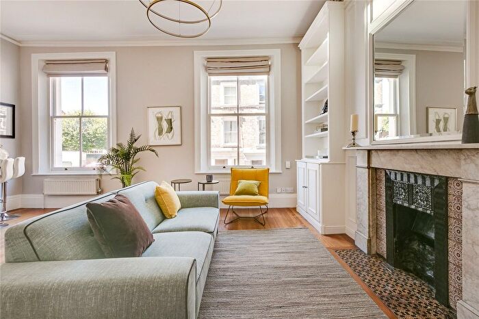 1 Bedroom Terraced House For Sale In Campden Hill Road, Campden Hill, W8