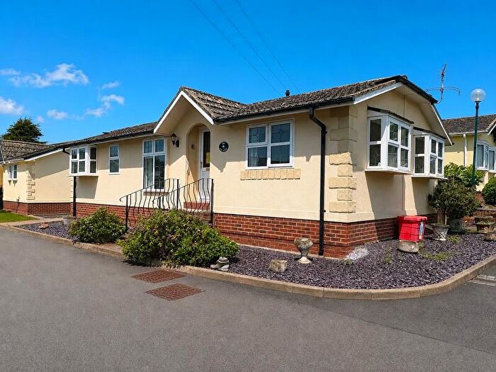 2 Bedroom Park Home For Sale In Woodlands Park, Stopples Lane, Hordle, Lymington, Hampshire., SO41