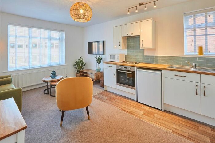 1 Bedroom Flat To Rent In The Richmond, West Crescent, Darlington, DL3