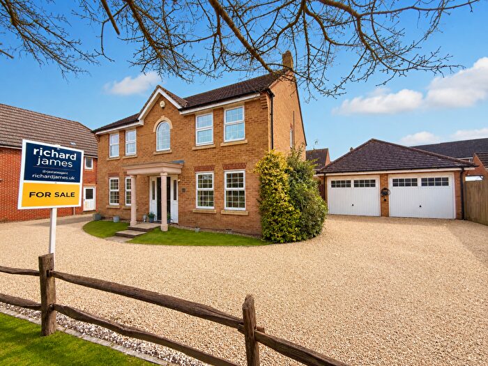 4 Bedroom Detached House For Sale In Lords Close, Wroughton, Swindon, SN4