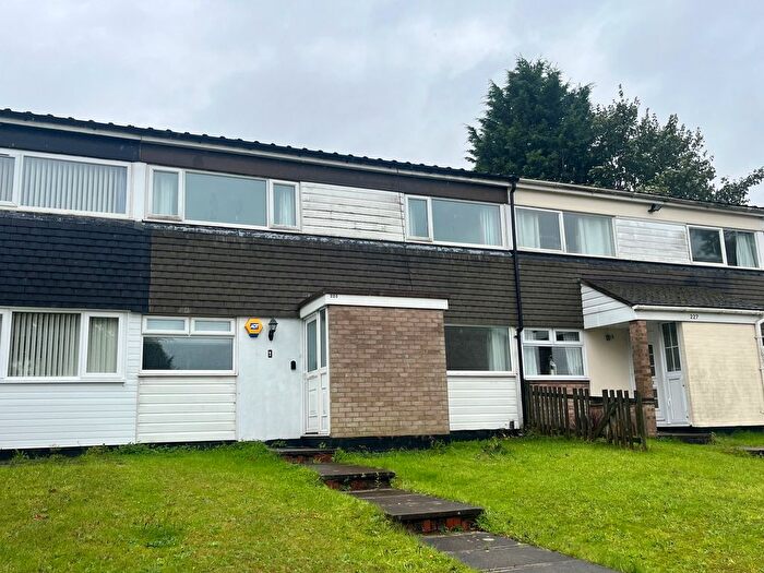 3 Bedroom Property To Rent In Piccadilly Close, Chelmsley Wood, Birmingham, B37