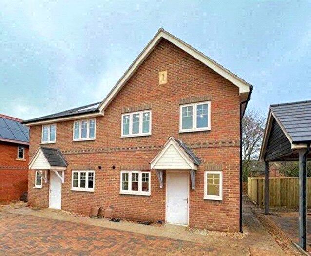 3 Bedroom House For Sale In Arabian Drive, Mortimer Common, Reading, Berkshire, RG7