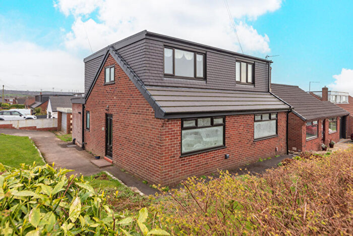 4 Bedroom Detached House For Sale In Grasmere Road, Oldham, OL2