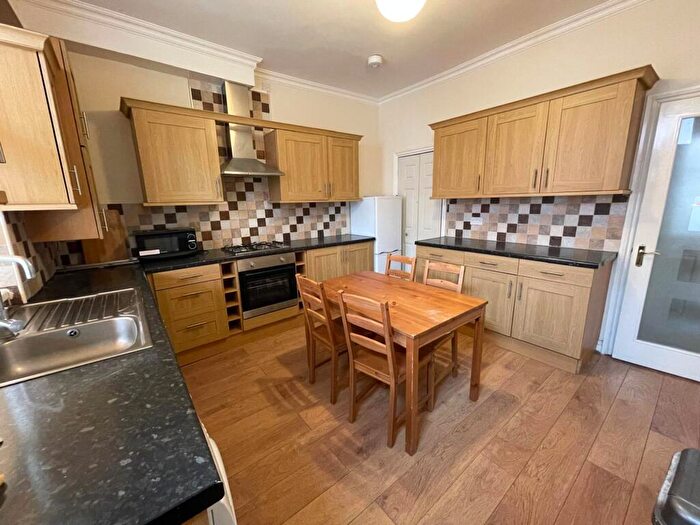 4 Bedroom Terraced House To Rent In Welton Mount, Leeds, LS6