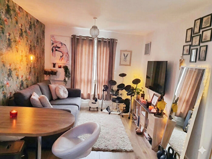 2 Bedroom Apartment For Sale In Saffron Drive, Wickford, SS11