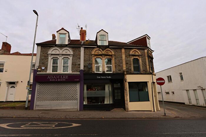 1 Bedroom Flat To Rent In Flat, High Street, Kingswood, Bristol, BS15