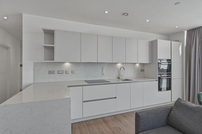 2 Bedroom Flat To Rent In Pavilion Road, West Bridgford, NG2