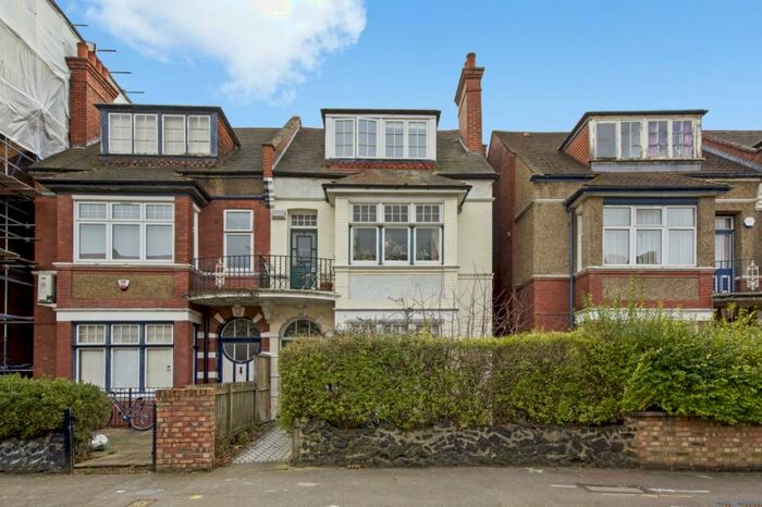 4 Bedroom Terraced House To Rent In Moresby Road, Clapton, London, E5