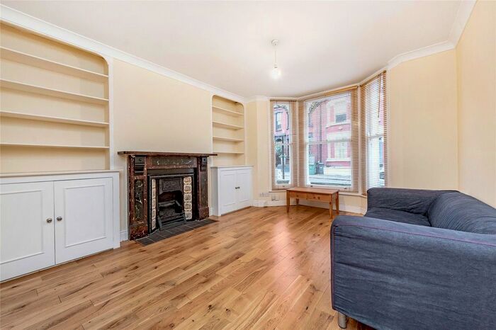 2 Bedroom Flat To Rent In Netherford Road, Clapham, London, SW4