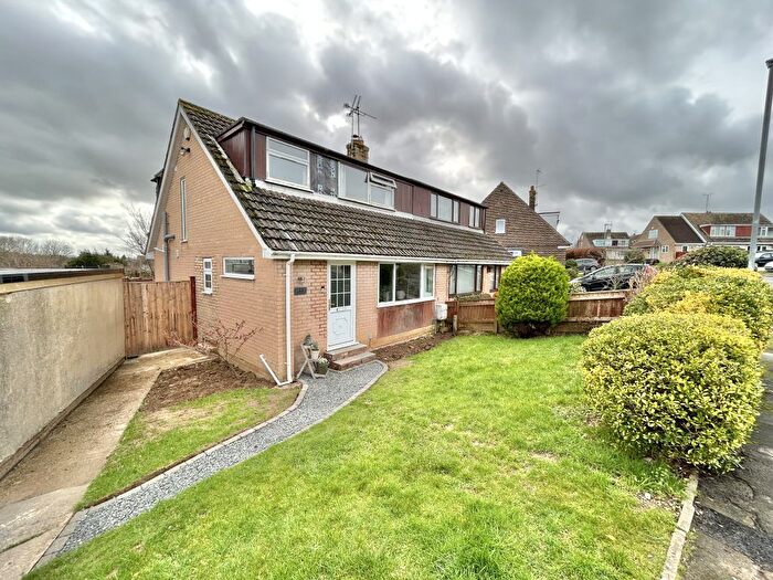 3 Bedroom Semi Detached House For Sale In Rivers Road, Yeovil, Somerset, BA21