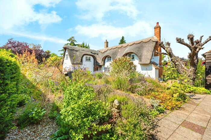 3 Bedroom Detached House For Sale In Northwood End Road, Haynes, Bedford, MK45