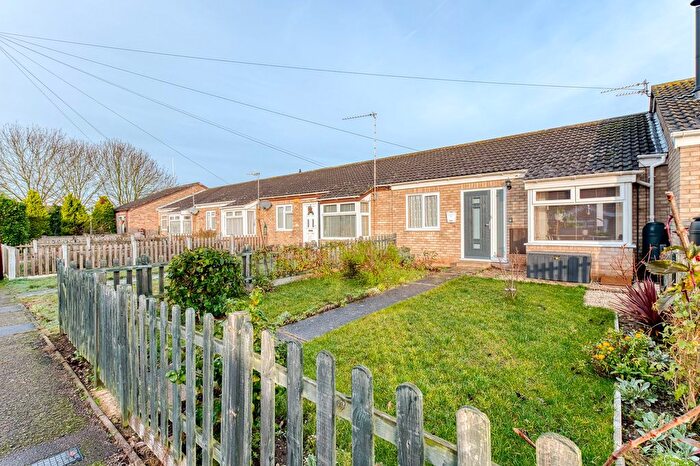 2 Bedroom Terraced Bungalow For Sale In Silver Gardens, Belton, NR31