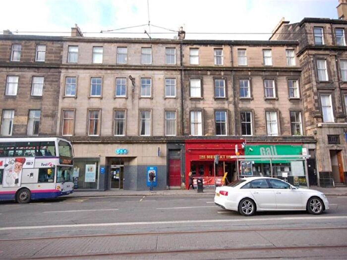 4 Bedroom Flat To Rent In West Maitland Street, Haymarket, Edinburgh, EH12
