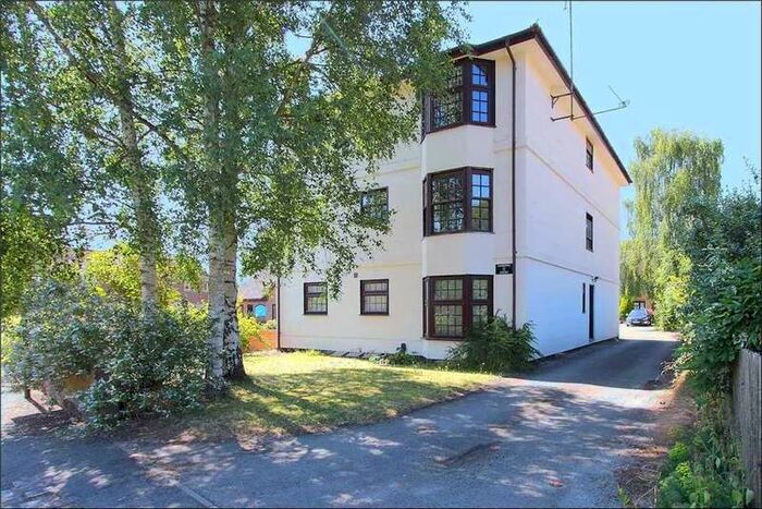 1 Bedroom Apartment To Rent In Smart Apartment In Central Whitchurch, RG28