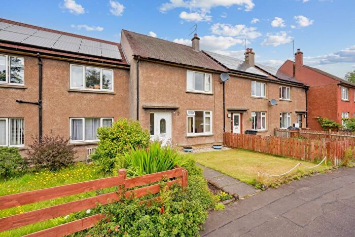 3 Bedroom Terraced House To Rent In Montgomery Place, Buchlyvie, Stirlingshire, FK8