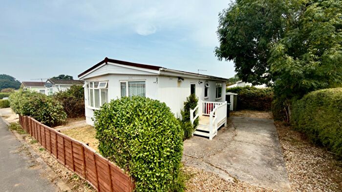 2 Bedroom Park Home For Sale In Ivy Lane, Summer Lane Park Homes, Banwell, BS29