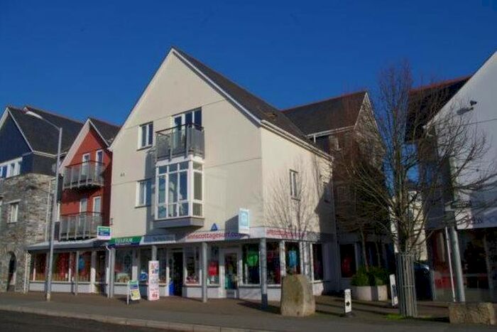 2 Bedroom Flat To Rent In Town Quay, Wadebridge, PL27