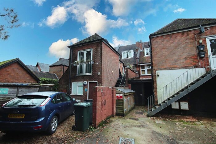 2 Bedroom Flat To Rent In Brookley Road, Brockenhurst, SO42