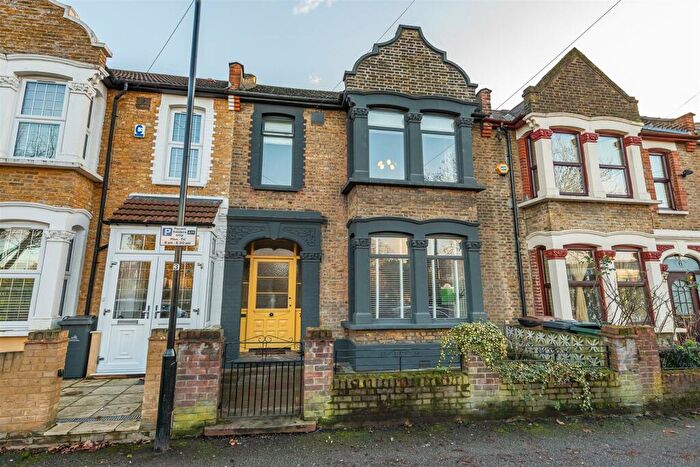 4 Bedroom Terraced House To Rent In Fletcher Lane, Leyton, E10