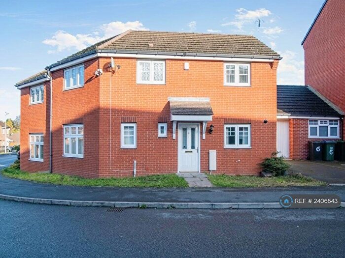 3 Bedroom Semi-Detached House To Rent In Vowles Road, West Bromwich, B71
