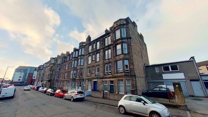 1 Bedroom Flat To Rent In Albion Road, Edinburgh, EH7