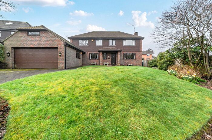 5 Bedroom Detached House For Sale In Beaconfields, Sevenoaks, TN13