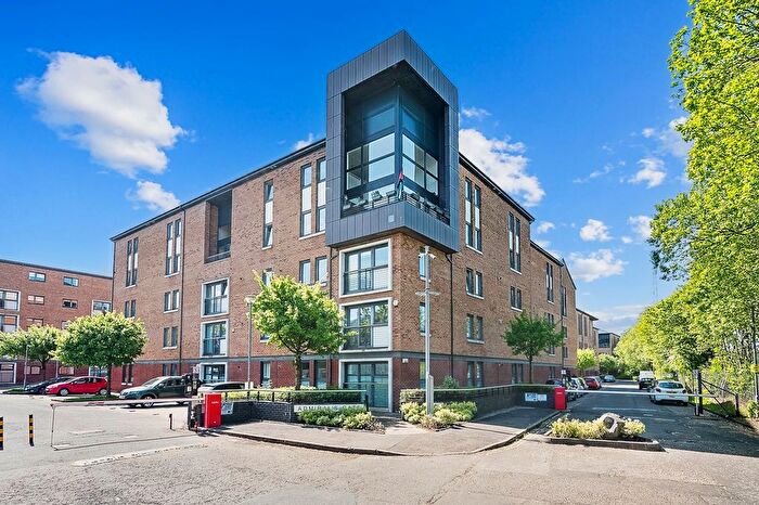 2 Bedroom Flat To Rent In Minerva Way, Finnieston, Glasgow, G3