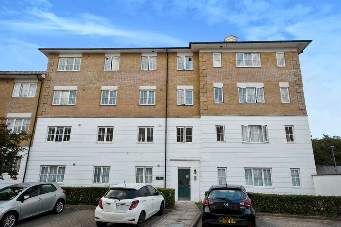 2 Bedroom Apartment To Rent In The Yard, Braintree, CM7