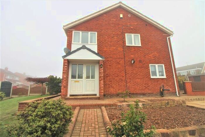 3 Bedroom Semi-Detached House To Rent In Laycock Avenue, Aston, Sheffield, Rotherham S26