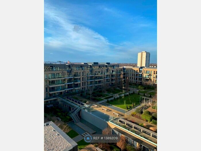 3 Bedroom Flat To Rent In Westbourne Apartments, London, SW6