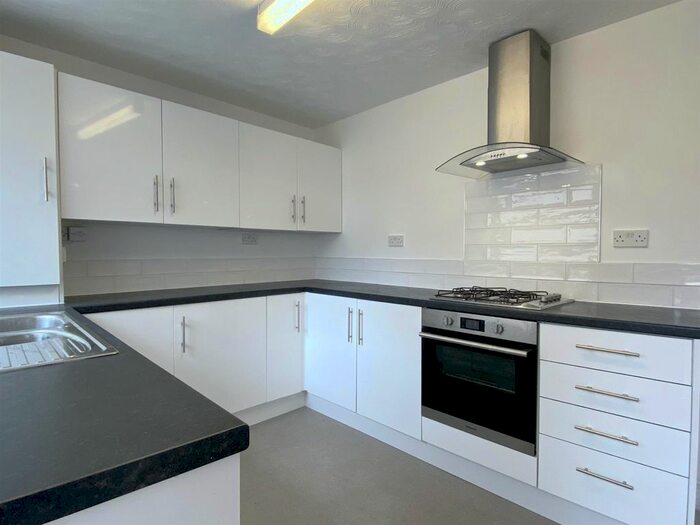 2 Bedroom Terraced House To Rent In Aberdyberthi Street, Swansea, SA1