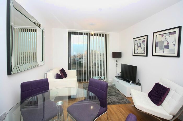 1 Bedroom Flat To Rent In Waterside Park, Connaught Heights, Royal Docks, E16