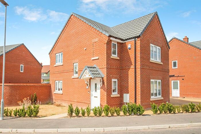 3 Bedroom Detached House For Sale In Yarrow Close, Capel St. Mary, Ipswich, IP9
