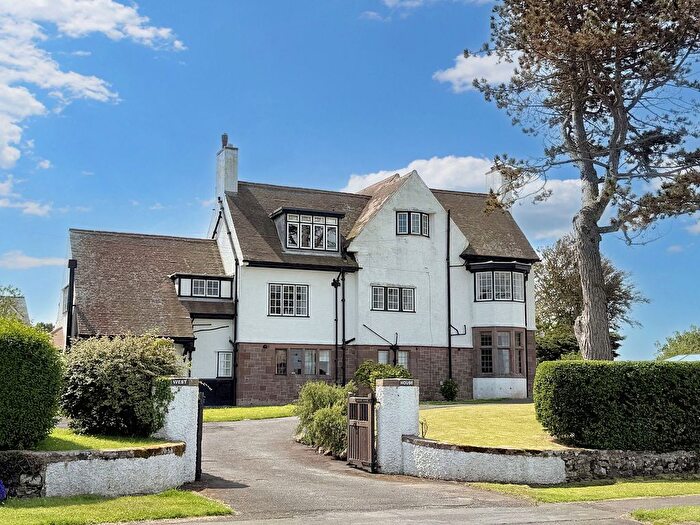 2 Bedroom Flat For Sale In Radcliffe Road, Bamburgh, NE69