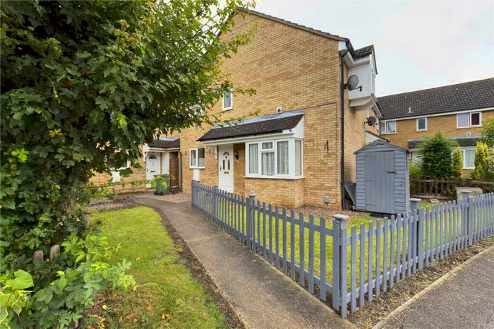 2 Bedroom House To Rent In Hawesmere Close, Biggleswade, SG18